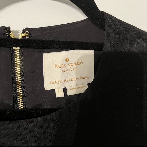 Kate spade shift dress, with bow in front. Size 6 - Picture 4 of 5